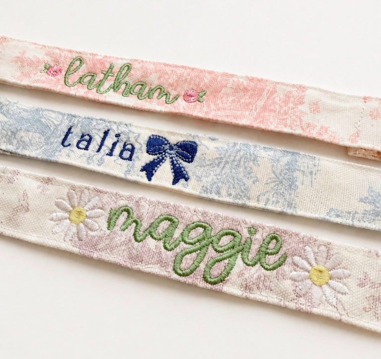 Toile Pacifier Clip